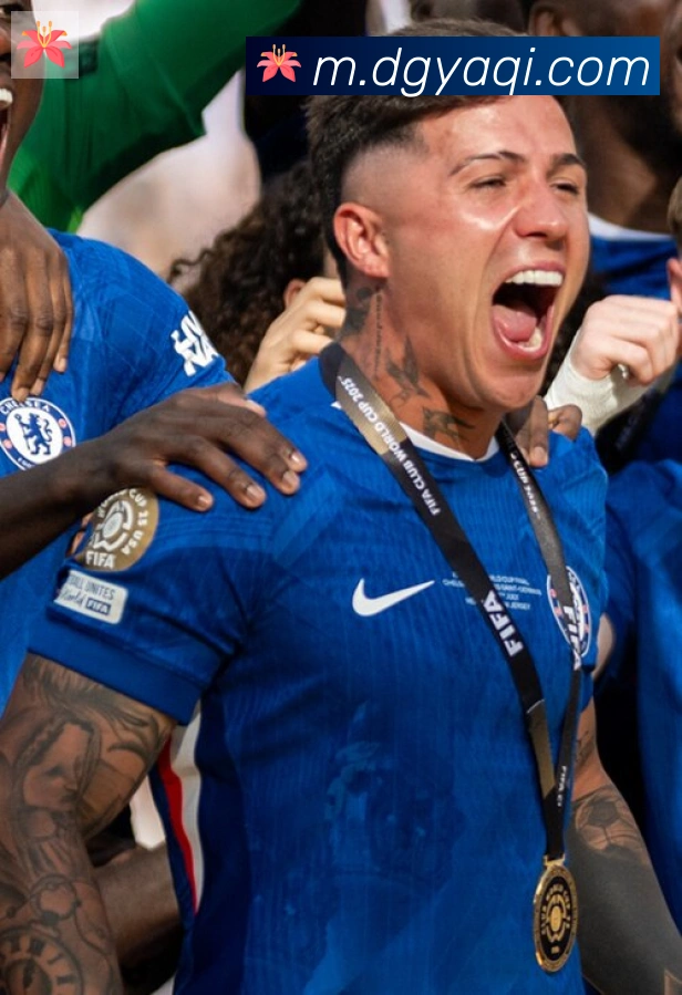 劳塔罗·马丁内斯